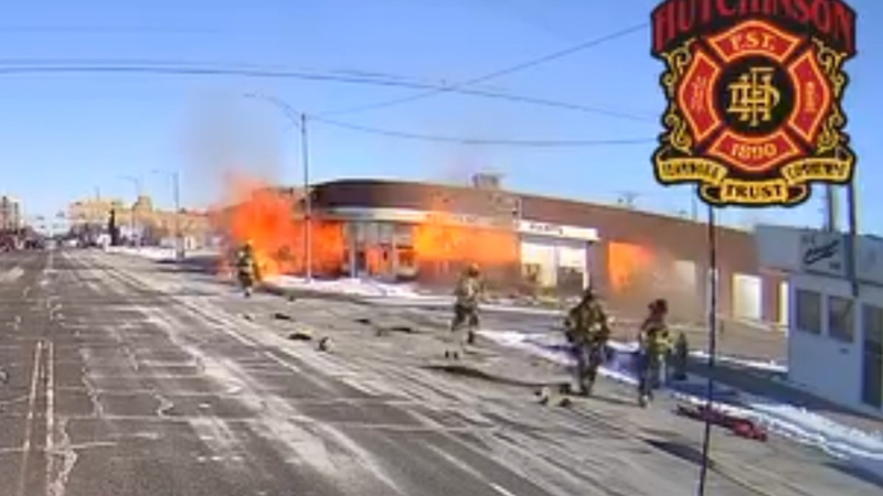 Wichita Explosion The moment a gas leak causes a Kansas building to explode (Video ...