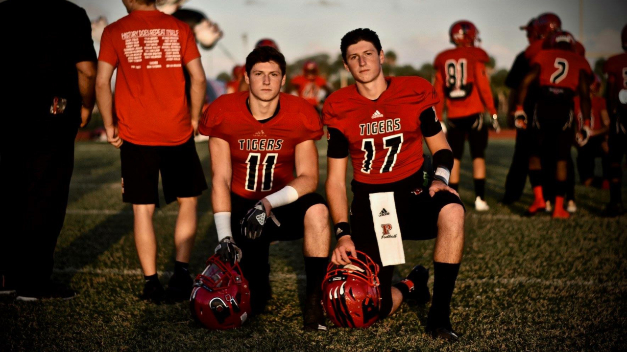 These twin brothers played football at Palmetto High. They’ll play together in college, too