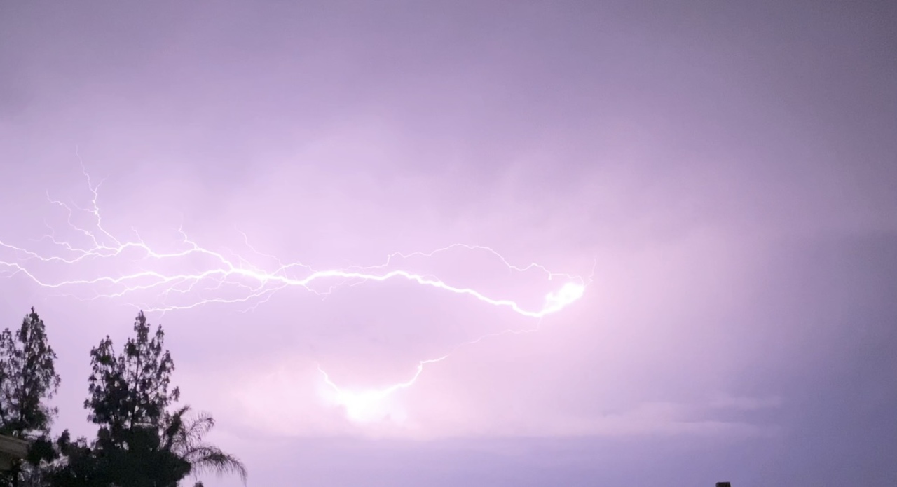 Watch lightning light up the sky in northwest Fresno