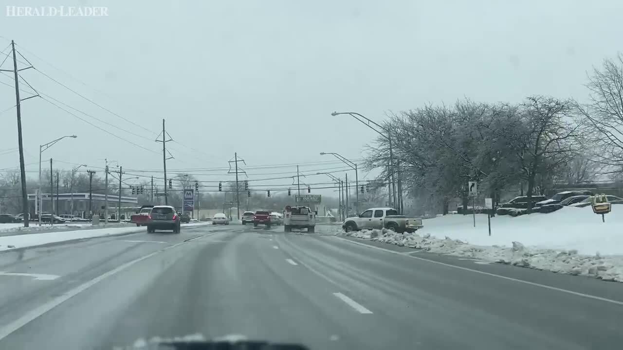 new-circle-road-lexington-kentucky-road-conditions-after-snow
