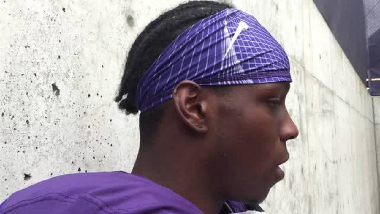 WR John Ross says Huskies' offense still has to improve