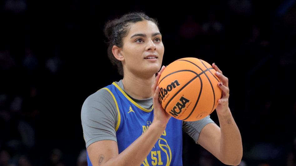 What Dawn Staley sees in UCLA's Lauren Betts before the national championship game