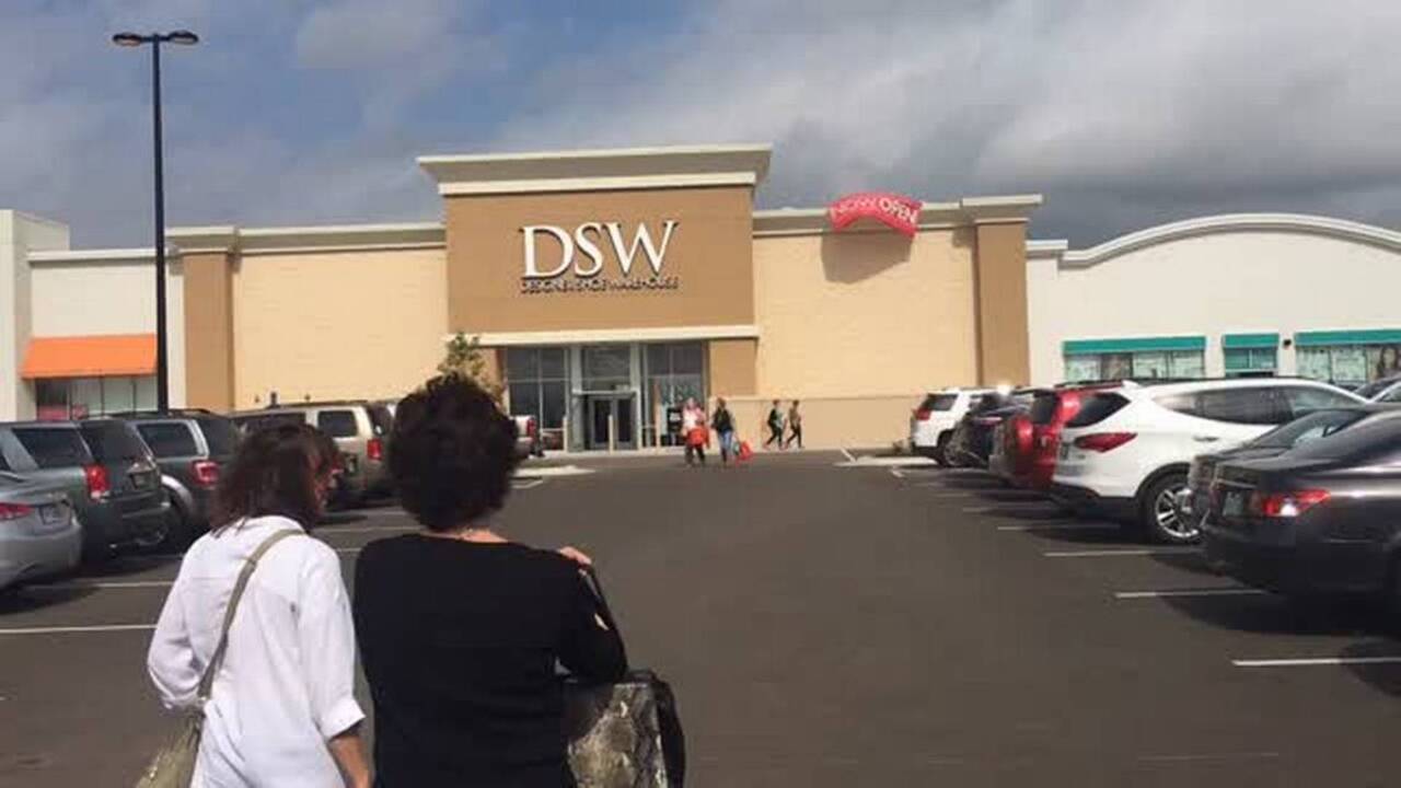 Designer Shoe Warehouse opens at Greenwich Place