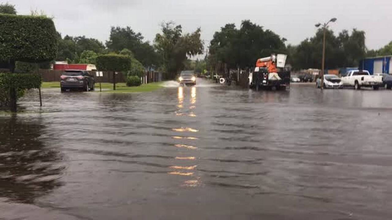 Tropical Storm Hermine floods streets, closes schools in Manatee County