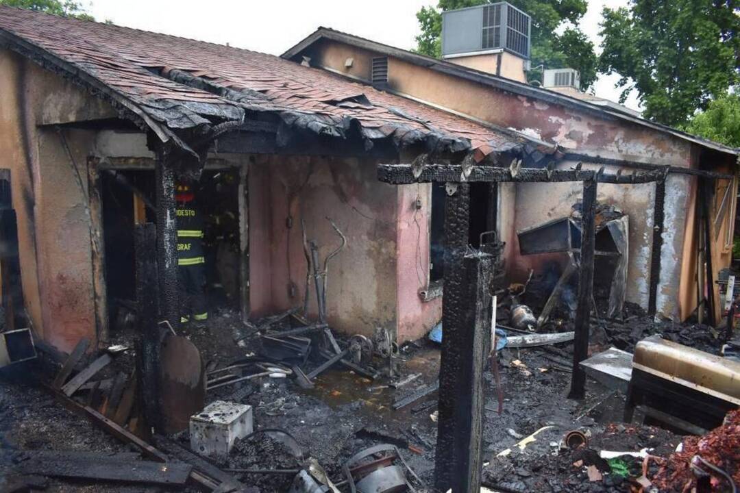 South Modesto house fire