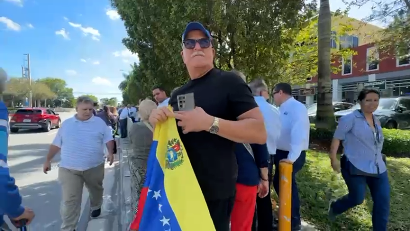 Trump visits Venezuelan restaurant whose owner criticized immigration crackdown