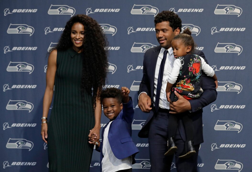 Seahawks’ Russell Wilson on fatherhood, pectoral injury