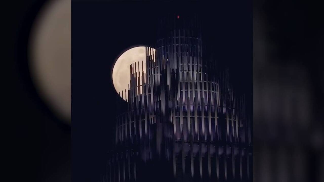 Supermoon timelapse video in North Carolina
