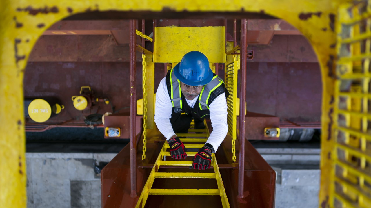 After 85 years of building Miami’s Black middle class, longshoremen face biggest crisis yet