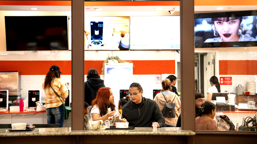 DIY ramen concept went viral on Tik Tok. Now, there's a shop in Modesto's mall
