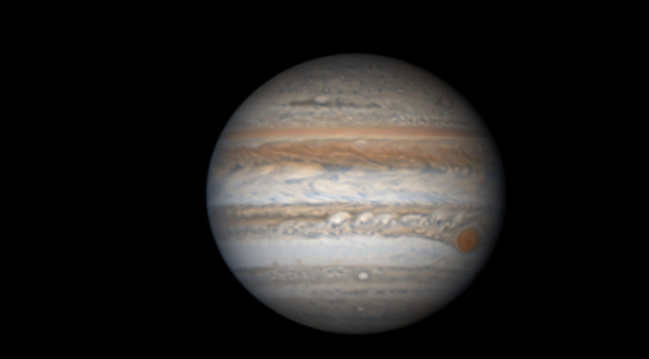 This April see Jupiter all night long and the Lyrids meteor shower peak