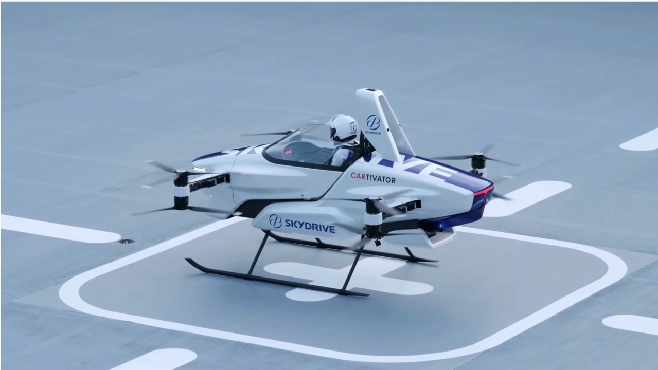 Japanese Co test drive of flying car with forward flight