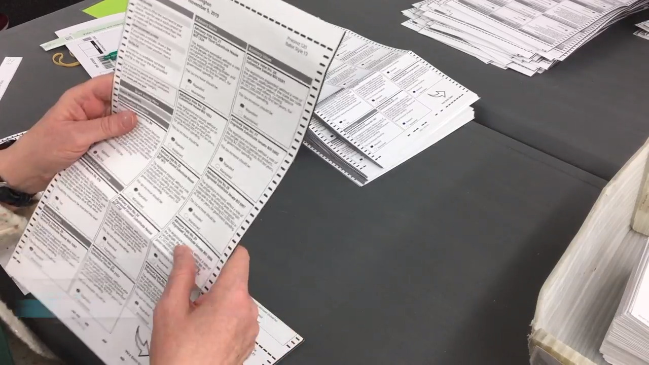 With the primary fast approaching, who’s endorsing whom for president in Washington state?