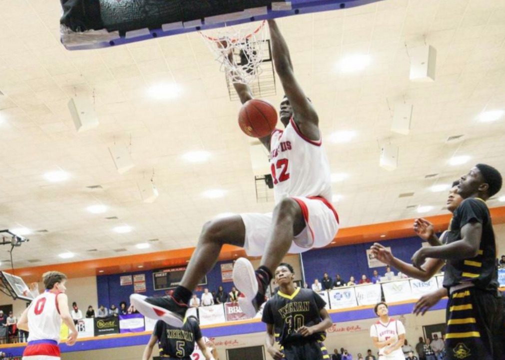 Is this junior the best prep dunker ever?