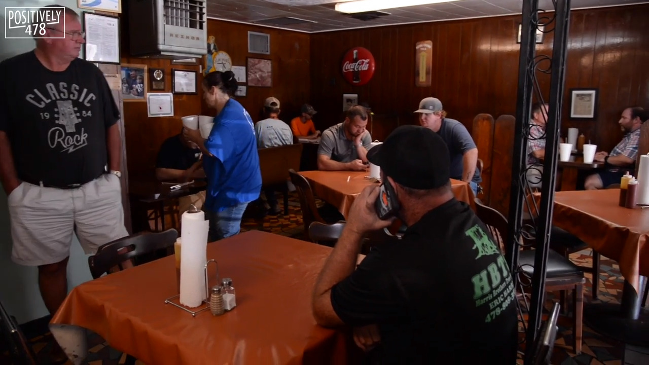 This Macon barbecue restaurant has been untouched by time