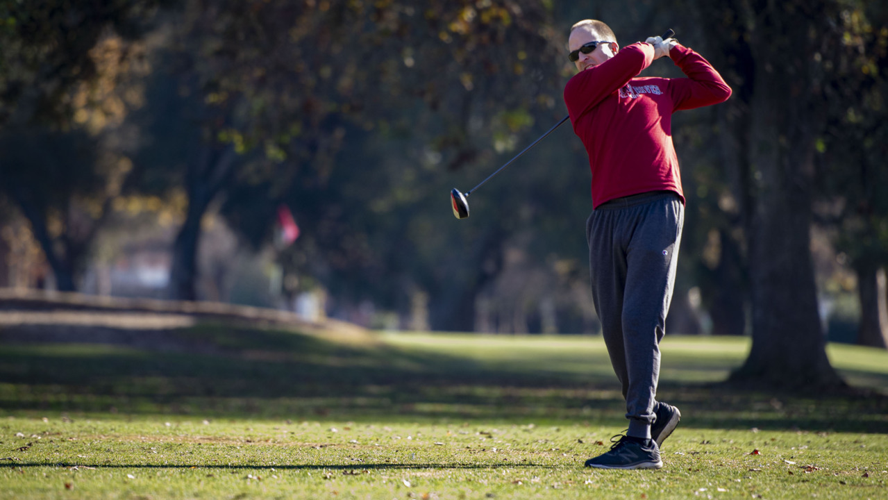 ‘It’s the perfect opportunity.’ Land Park golf course sees rise in players amid COVID