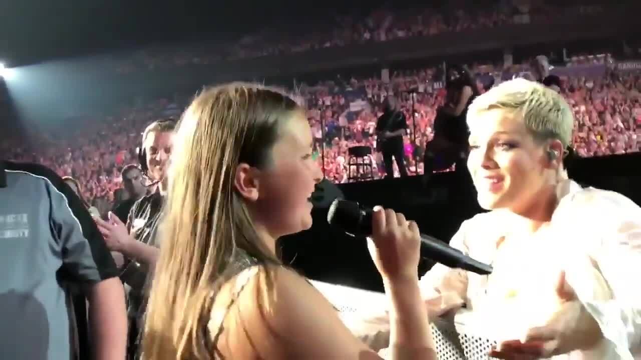 12-year-old fan sings to Pink, wows crowd at Vancouver show