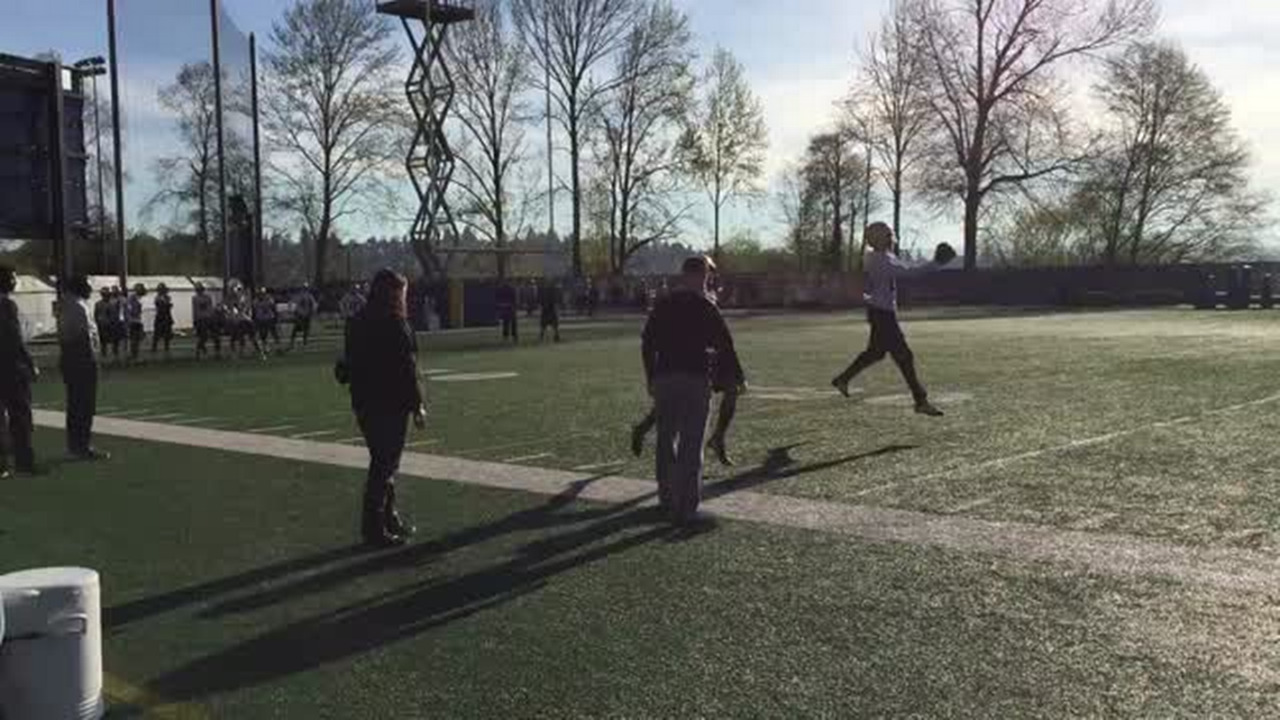 VIDEO: Defensive backs' drill at UW spring practice on Wednesday
