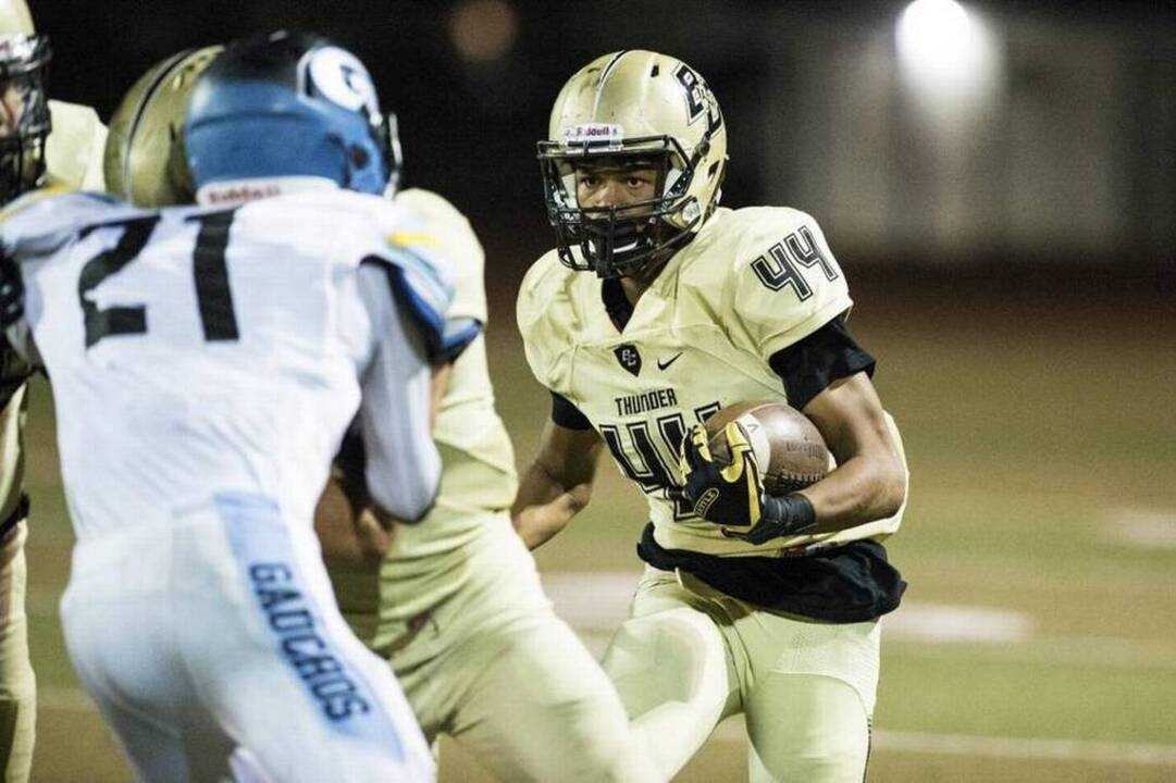 Shawn & Sean Show: Large-school predictions, Week 8