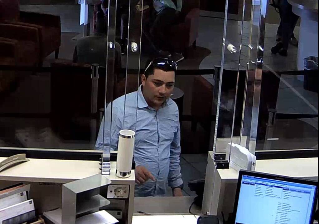 Police looking for suspects in lottery scam | Miami Herald