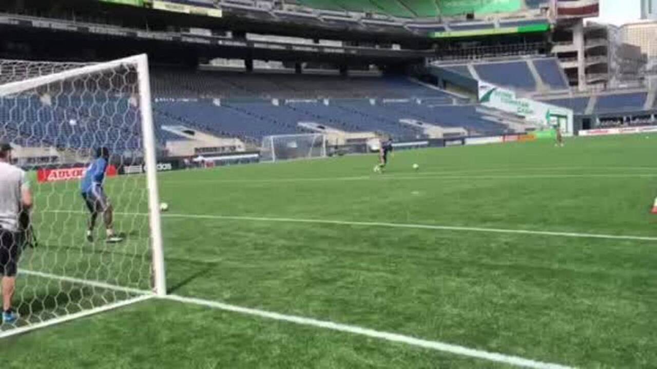 Watch Victor Mansaray's save at Sounders training