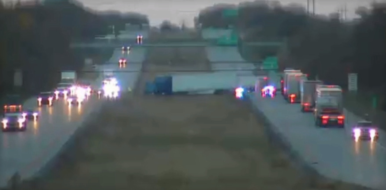 Deadly crash in KC's northland at I-435 and 108th street | Kansas City Star