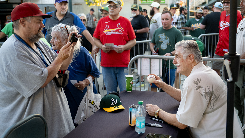 Former Modesto Reds pitcher Rollie Fingers at Thurman Field