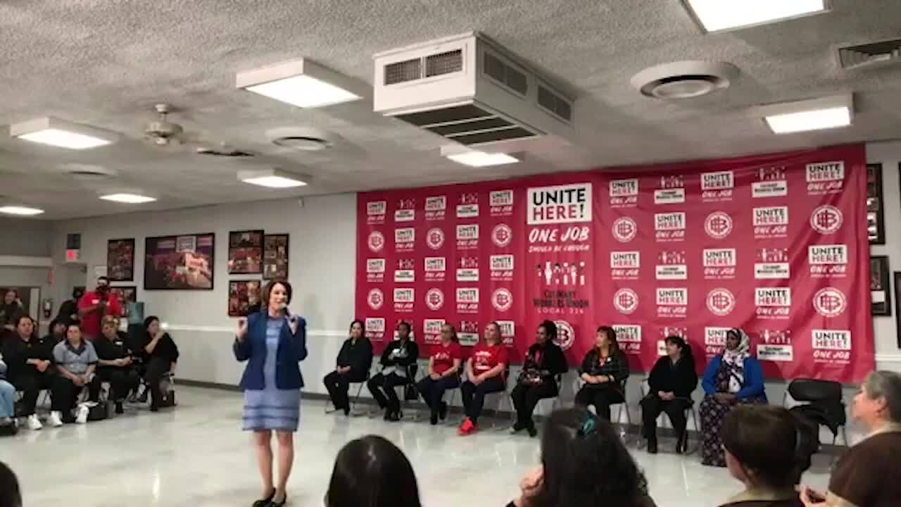 Klobuchar mocked for introducing herself as ‘Elena,’ her 4th-grade Spanish class name