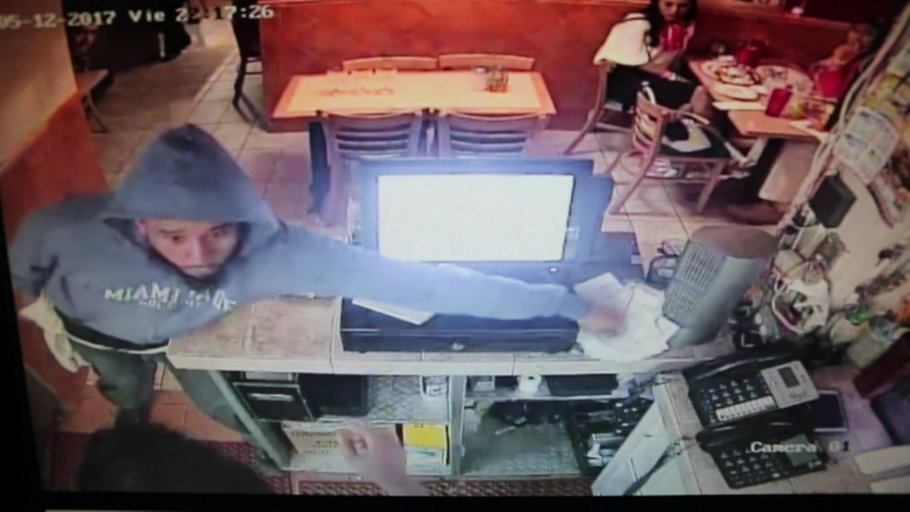 Robbery thwarted when restaurant manager punches suspect in the face, chases him out