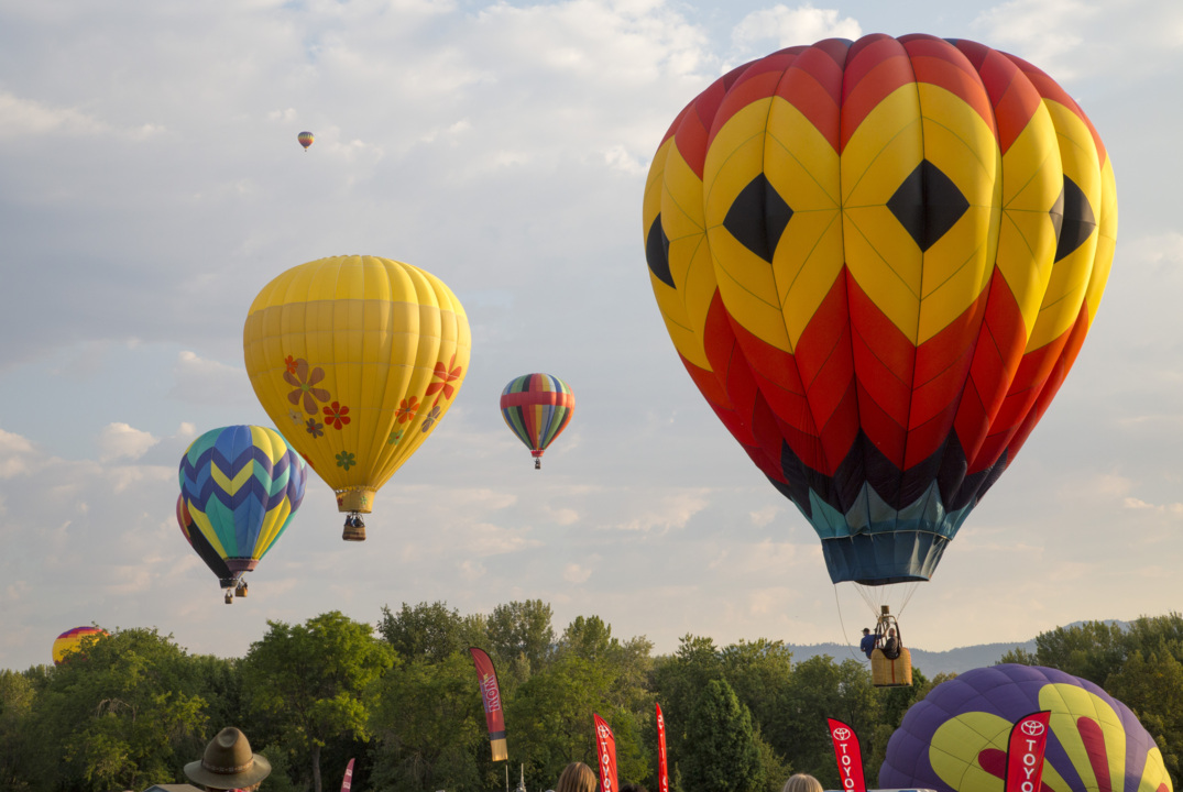 Dozens of balloons take flight over Boise