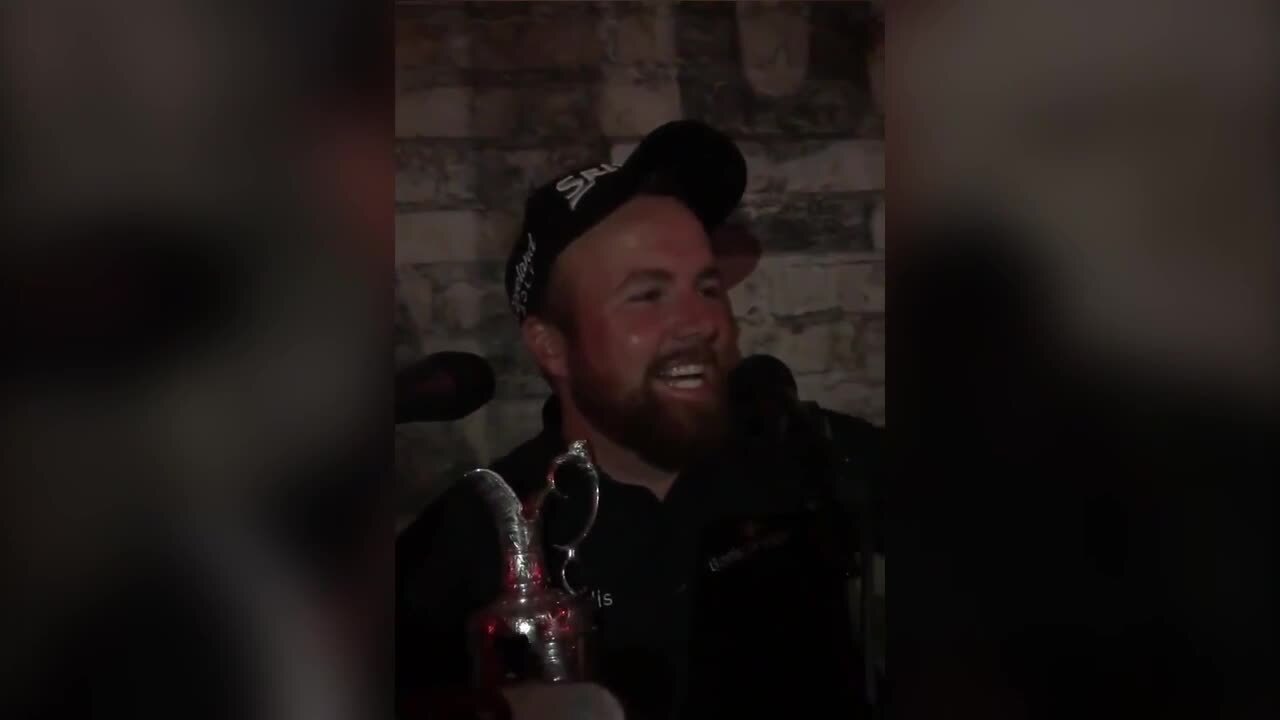 Shane Lowry takes Claret Jug to pub to celebrate The Open win