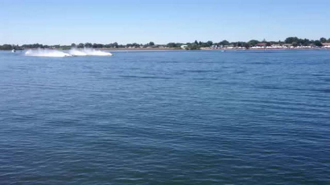 Grand Prix main event start at Water Follies