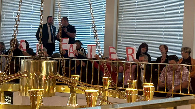 Protesters chant 'Cheaters!' as new GOP-drawn congressional map tentatively passes in NC Senate