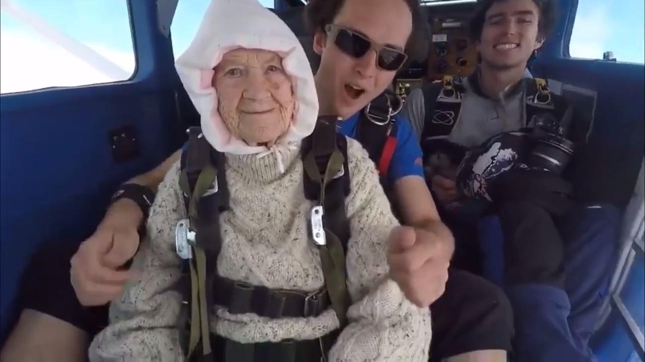 Fearless 102-year-old grandma skydives for charity