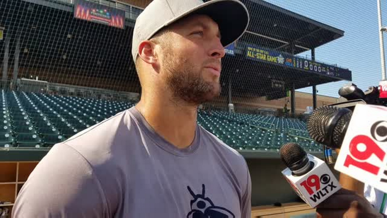 Tim Tebow doesn't buy baseball's superstitions