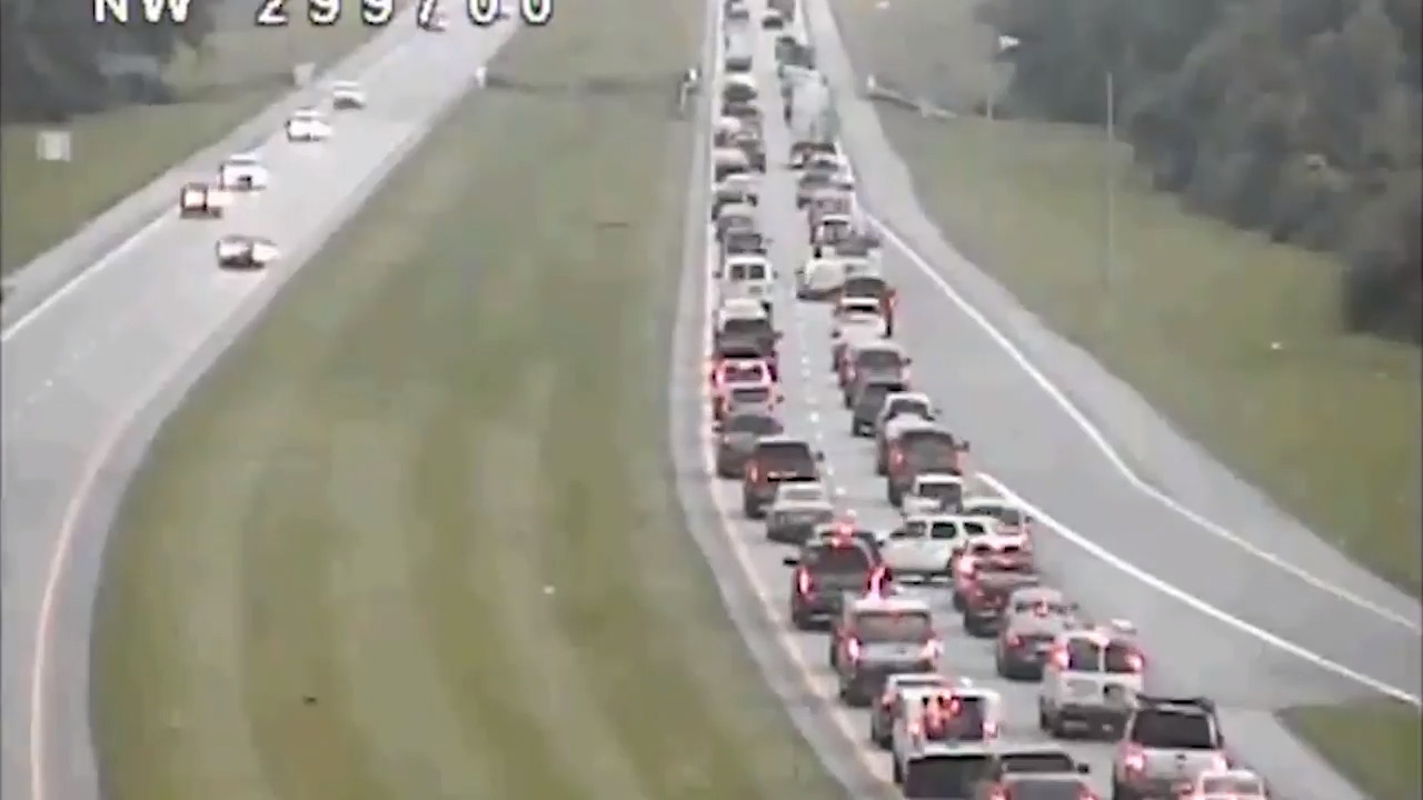 'Don't be this driver.' Video shows an extremely backward motorist on Ohio highway