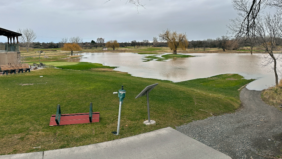 Lower Yakima River overflows its banks in the Tri-Cities
