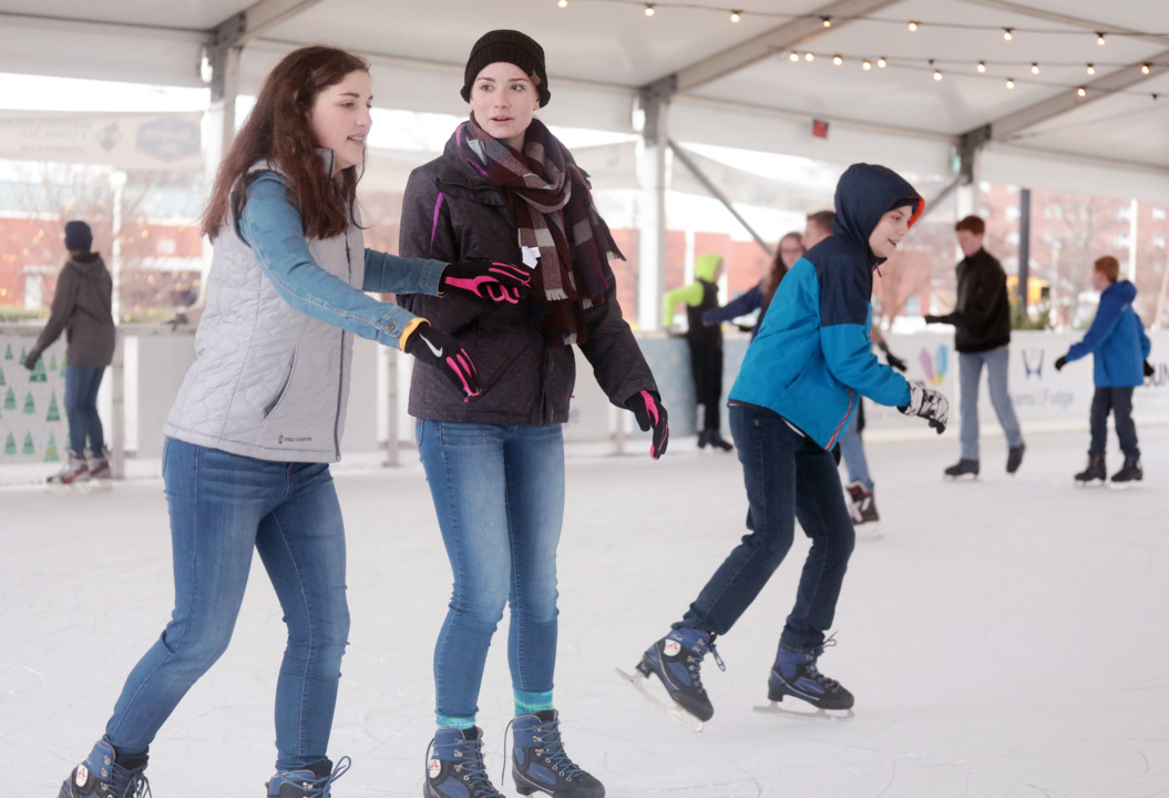 York County students skating on real ice during school hiatus