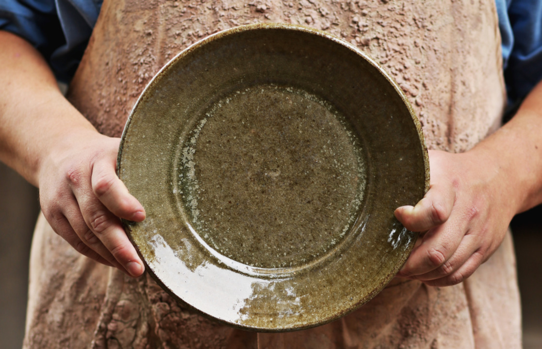 Matt Hallyburton’s pottery has a strong sense of home and an even stronger sense of purpose