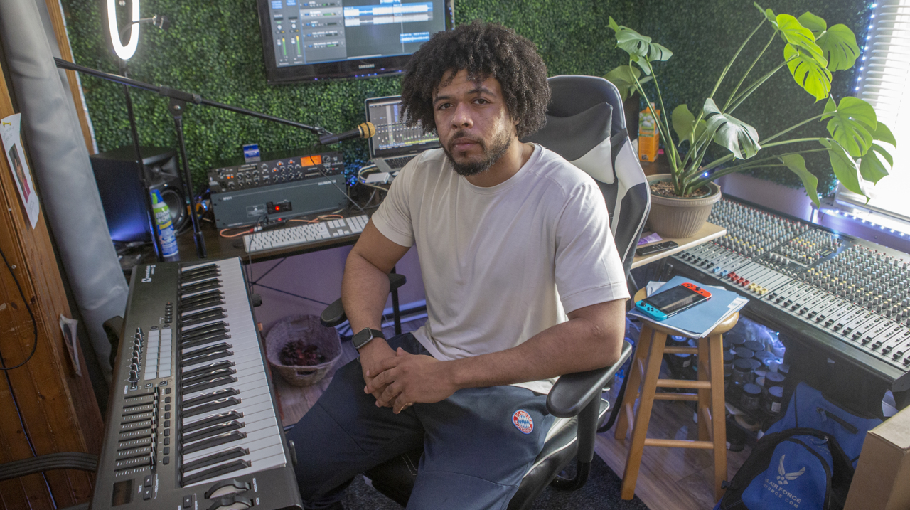 Local rapper returns with music production program for kids in East St. Louis