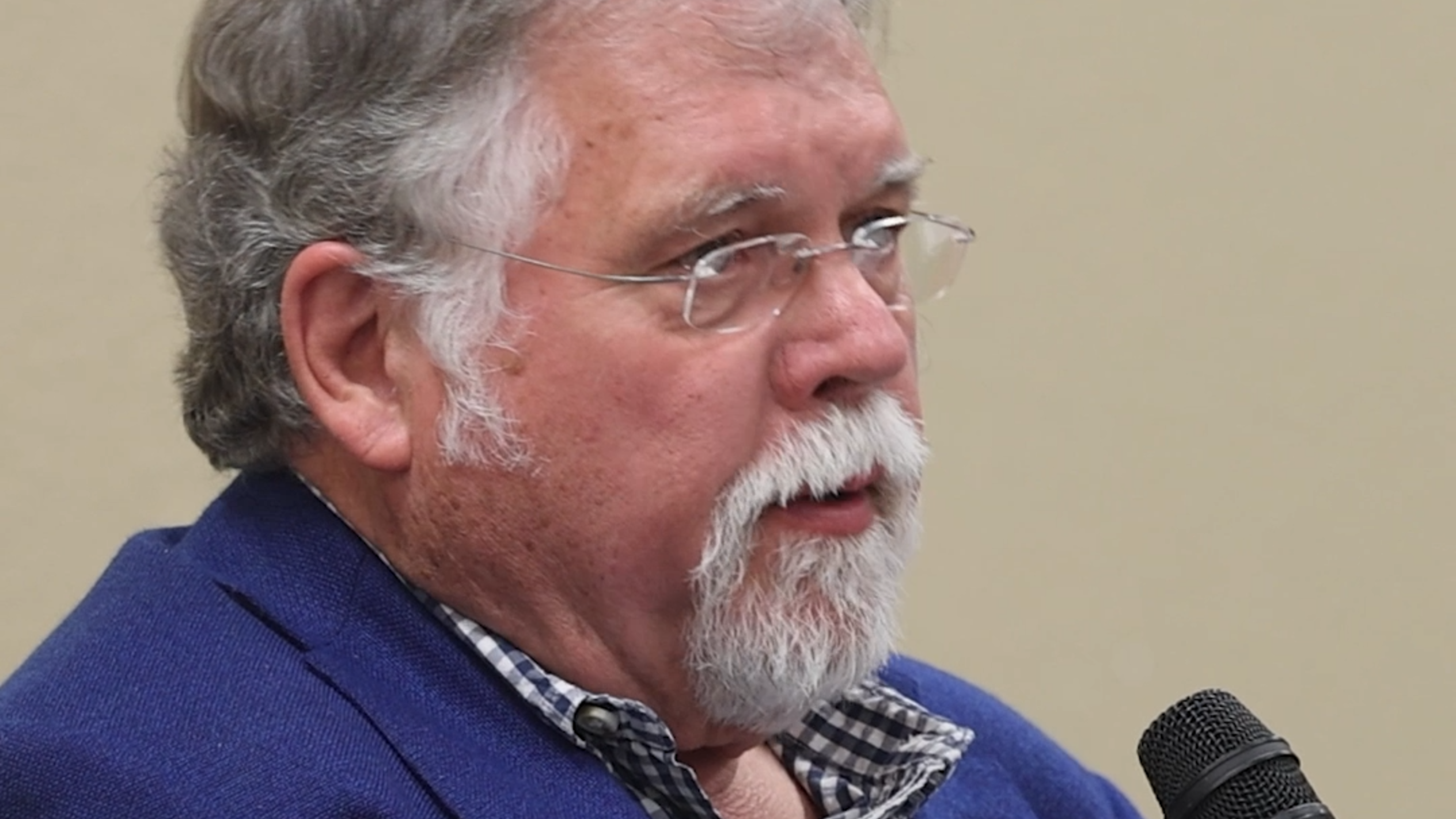 Hood County commissioner continues to push for data center moratorium