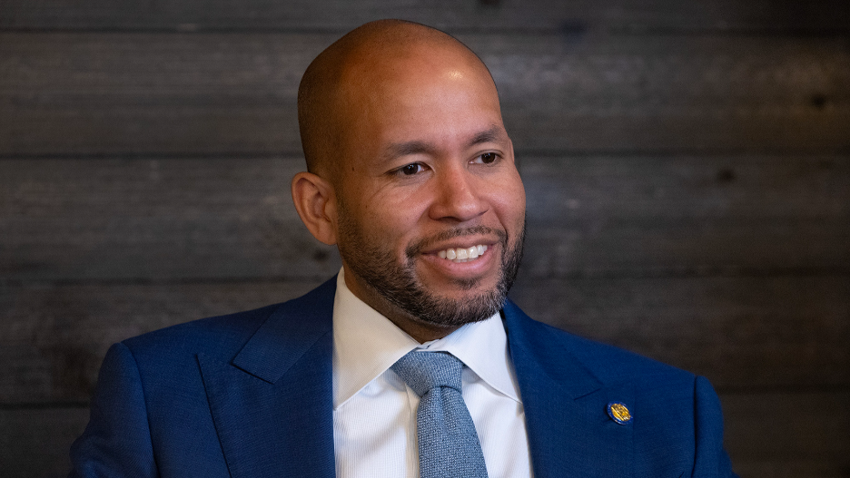 Gubernatorial candidate Jason Esteves discusses redistricting, Voting Rights Act