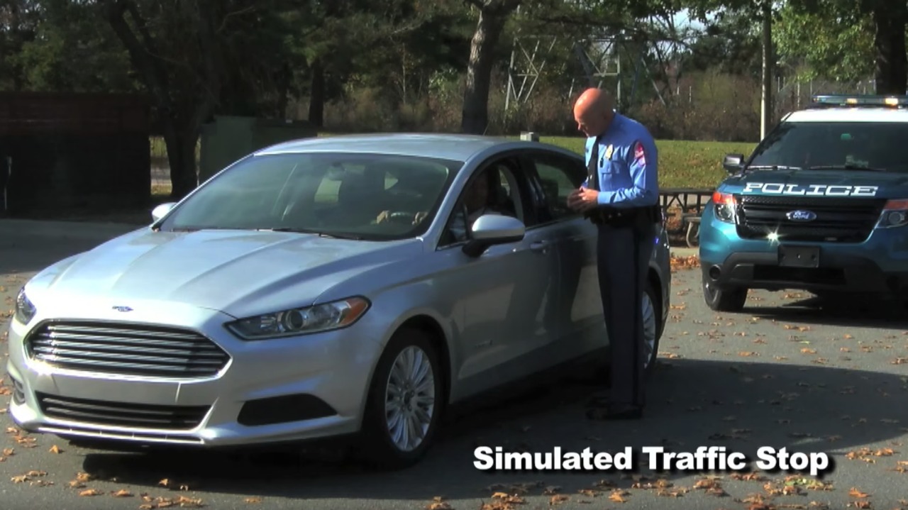 What to do when police pull you over