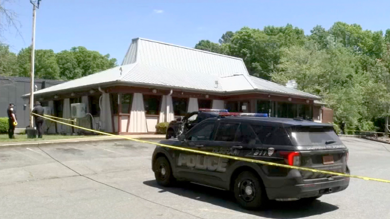 Man critically injured after shooting on Mother's Day at Silver Spoon restaurant in Durham