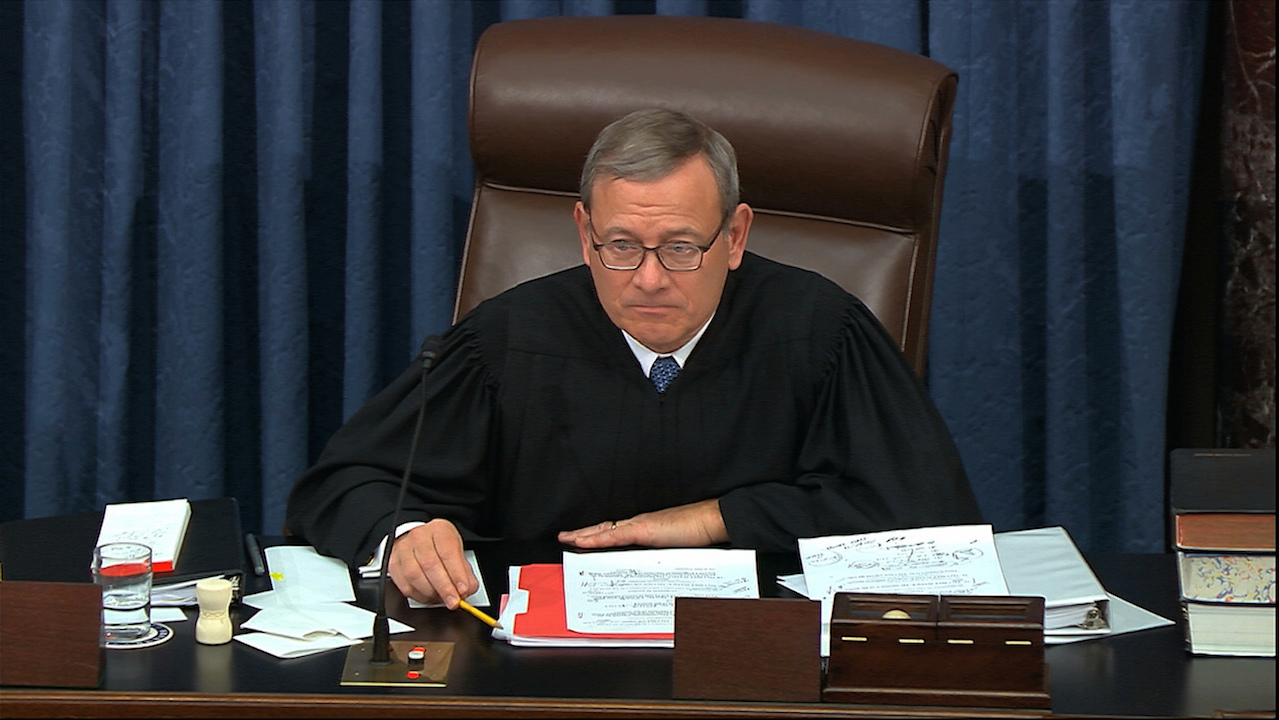 Chief Justice Roberts warns speakers during impeachment trial, later thanked for patience