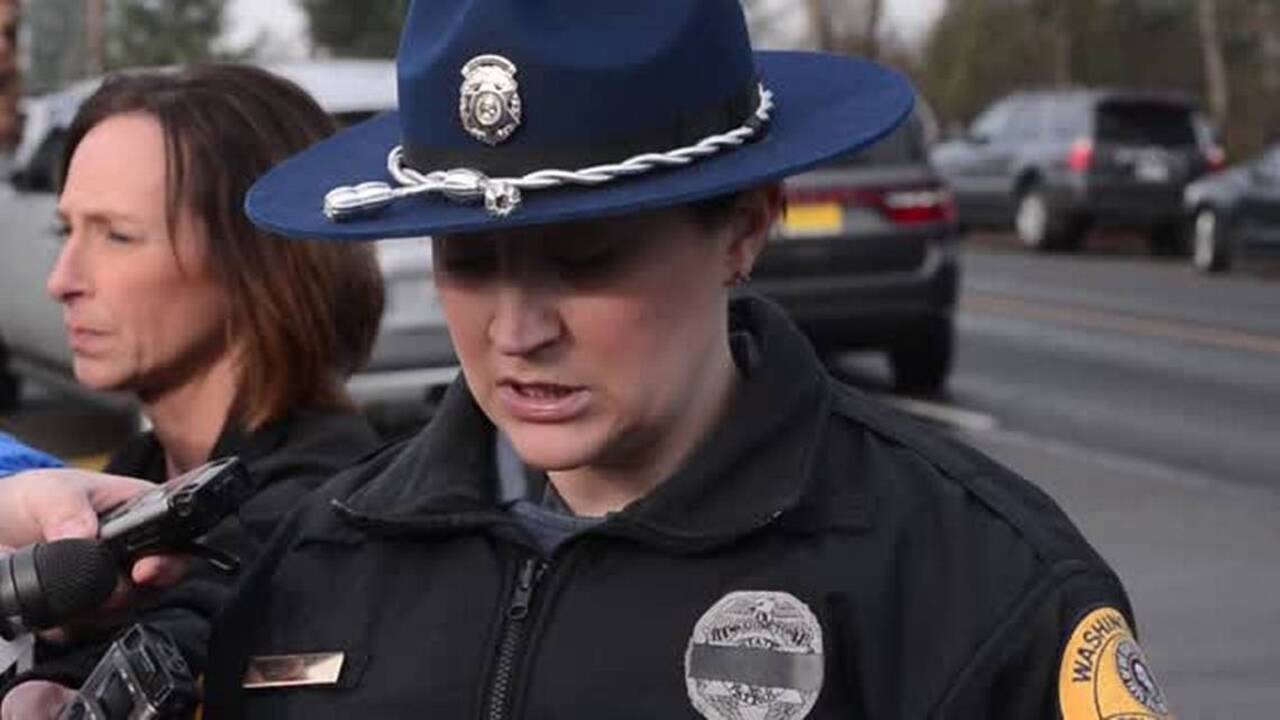 Description of a suspect in shooting of deputy is released | Fresno Bee