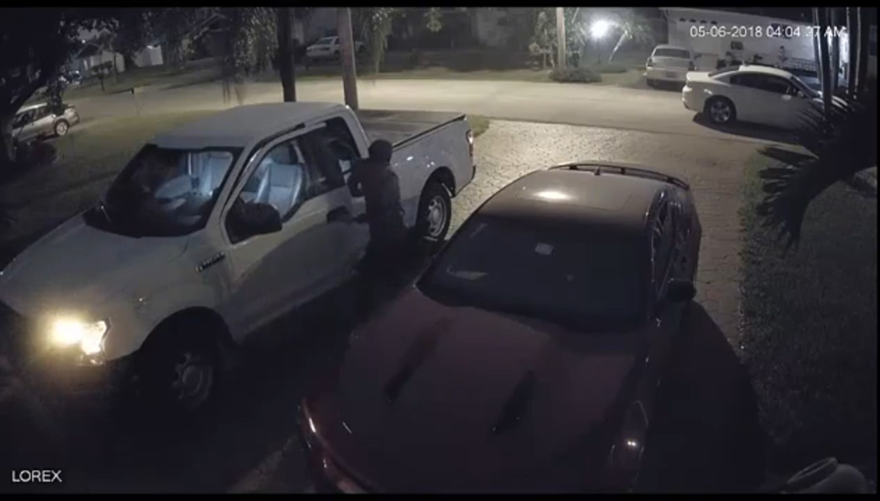 Suspect in stolen vehicle burglarizes cars | Miami Herald