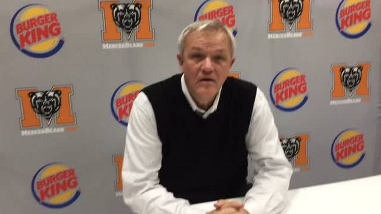 Mercer loses a thriller to La Salle