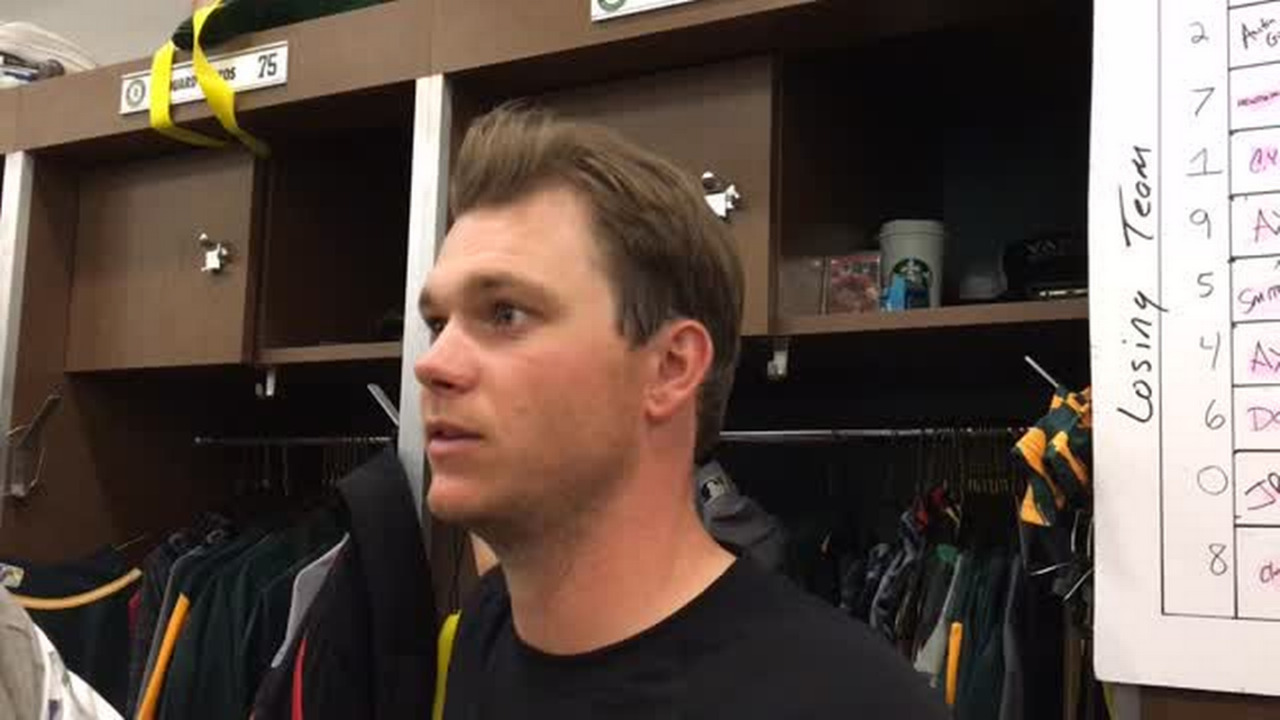 Oakland's Sonny Gray leads A's to win over Giants