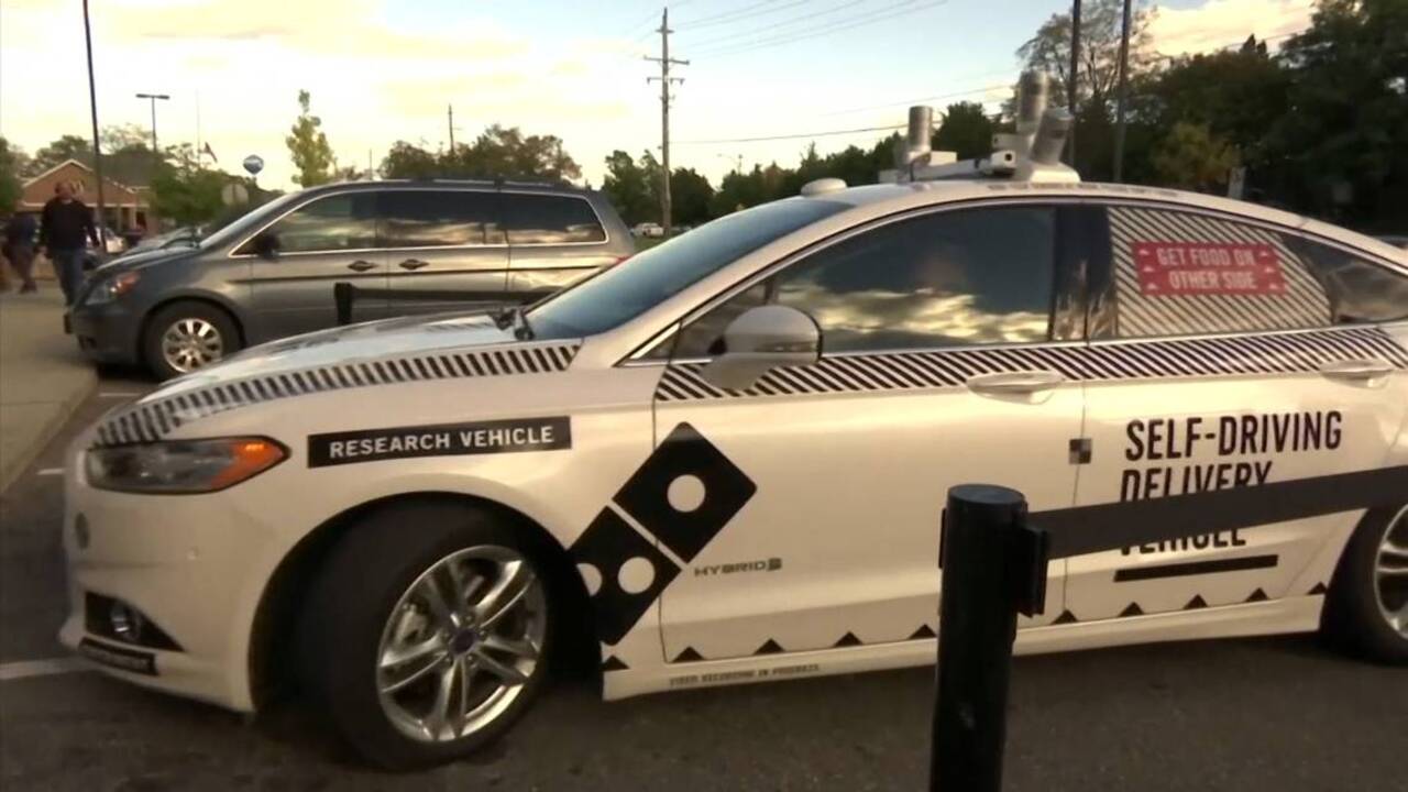 Domino’s and Ford try driverless pizza delivery